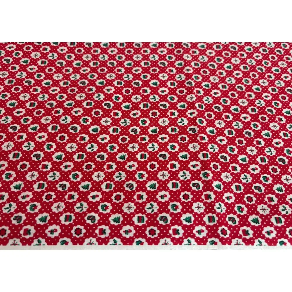 Vintage Christmas Mini Motif Novelty Cotton Fabric 38
